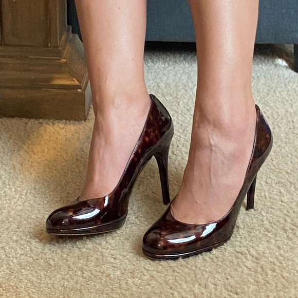 Stuart Weitzman patent tortoise shell 8.5 - Picture 1 of 9